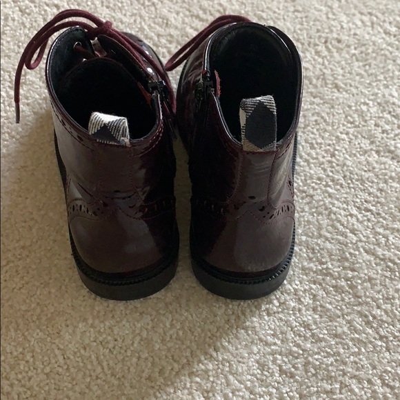 Girls Burberry boots - Picture 3 of 5
